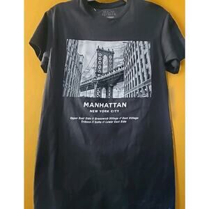 Sugar Flower Men's Tee Shirt Small Manhattan East Side Iconic A129 NWT New Nice